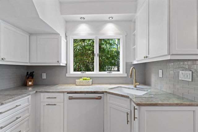 727 Claremore Drive, West Palm Beach, FL 33401
