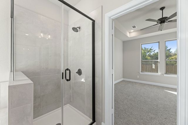 2106 Briarwood Drive, Bridgeport, TX 76426