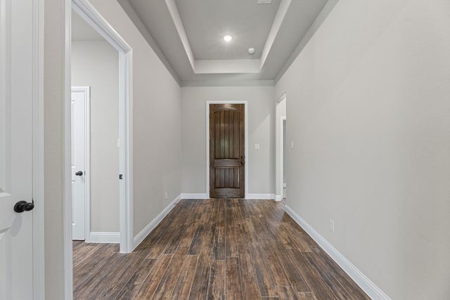 2106 Briarwood Drive, Bridgeport, TX 76426