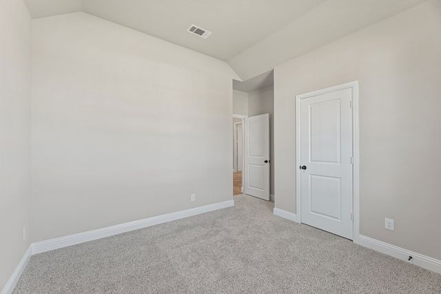 2106 Briarwood Drive, Bridgeport, TX 76426