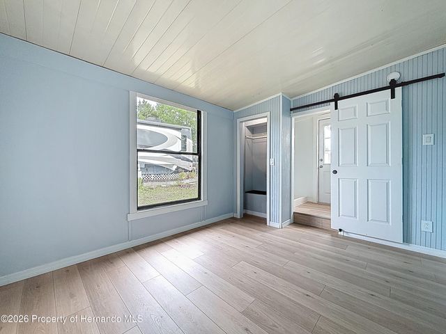 9569 Gray Fox Drive, Weeki Wachee, FL 34613