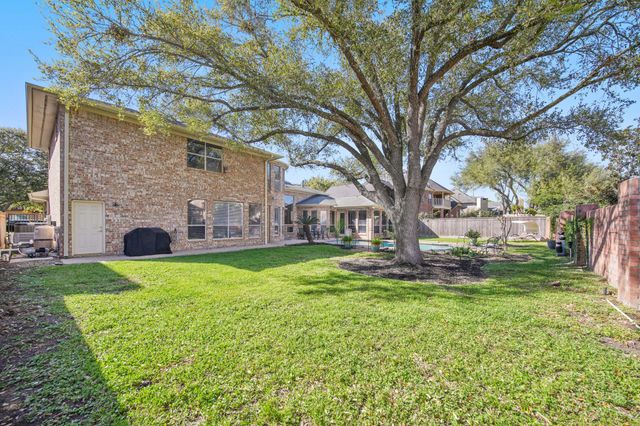 43 Harbor View Drive, Sugar Land, TX 77479