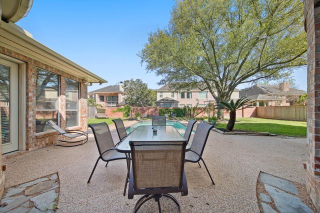 43 Harbor View Drive, Sugar Land, TX 77479