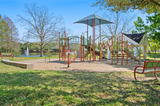 43 Harbor View Drive, Sugar Land, TX 77479