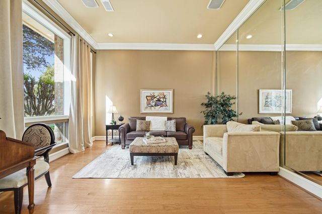 43 Harbor View Drive, Sugar Land, TX 77479