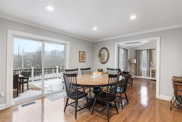 56 Harbor Ridge Lane, Tiverton, RI 02878