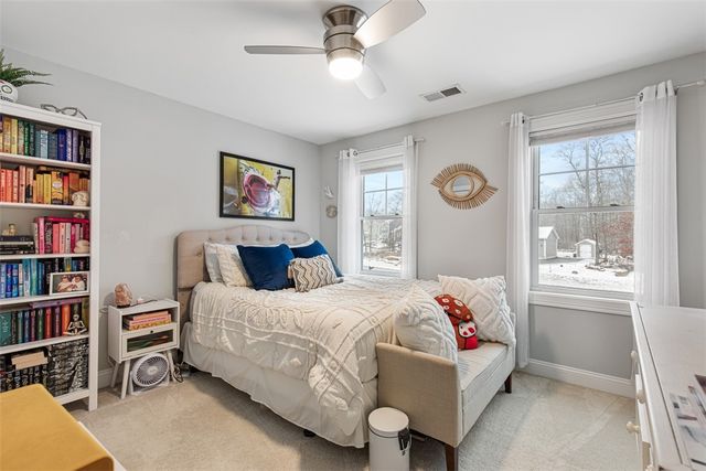 56 Harbor Ridge Lane, Tiverton, RI 02878