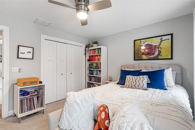 56 Harbor Ridge Lane, Tiverton, RI 02878