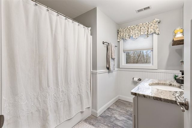 56 Harbor Ridge Lane, Tiverton, RI 02878