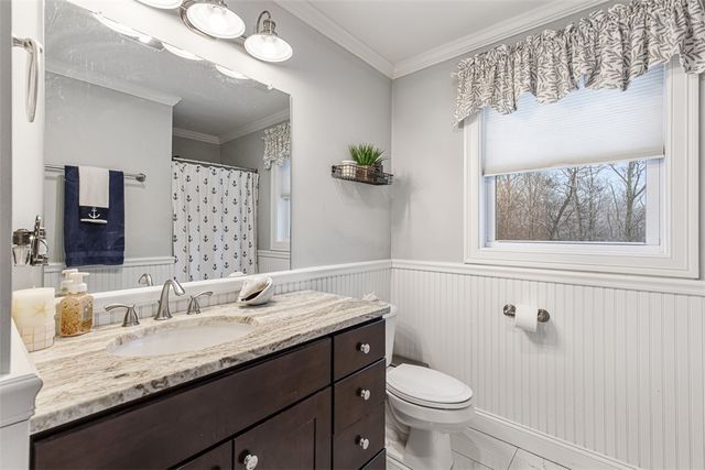 56 Harbor Ridge Lane, Tiverton, RI 02878