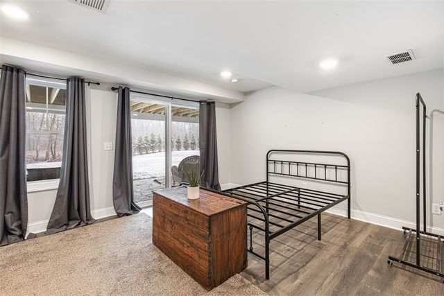 56 Harbor Ridge Lane, Tiverton, RI 02878