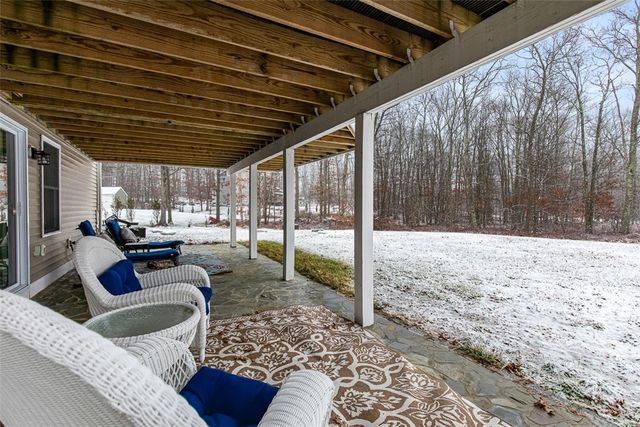 56 Harbor Ridge Lane, Tiverton, RI 02878