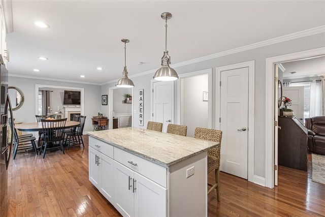 56 Harbor Ridge Lane, Tiverton, RI 02878