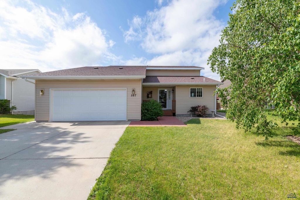 587 STEALTH LN, Box Elder, SD 57719
