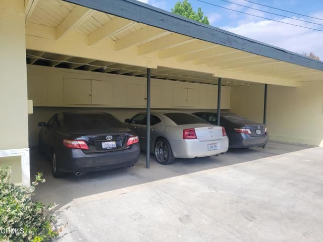 637 W Altadena Drive, Altadena, CA 91001