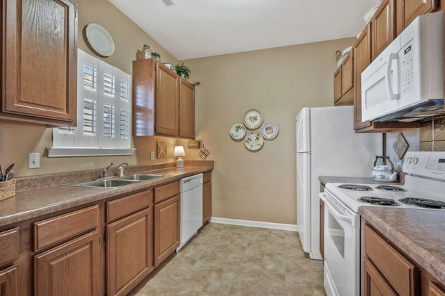 503 Caraway Ct, Dickson, TN 37055