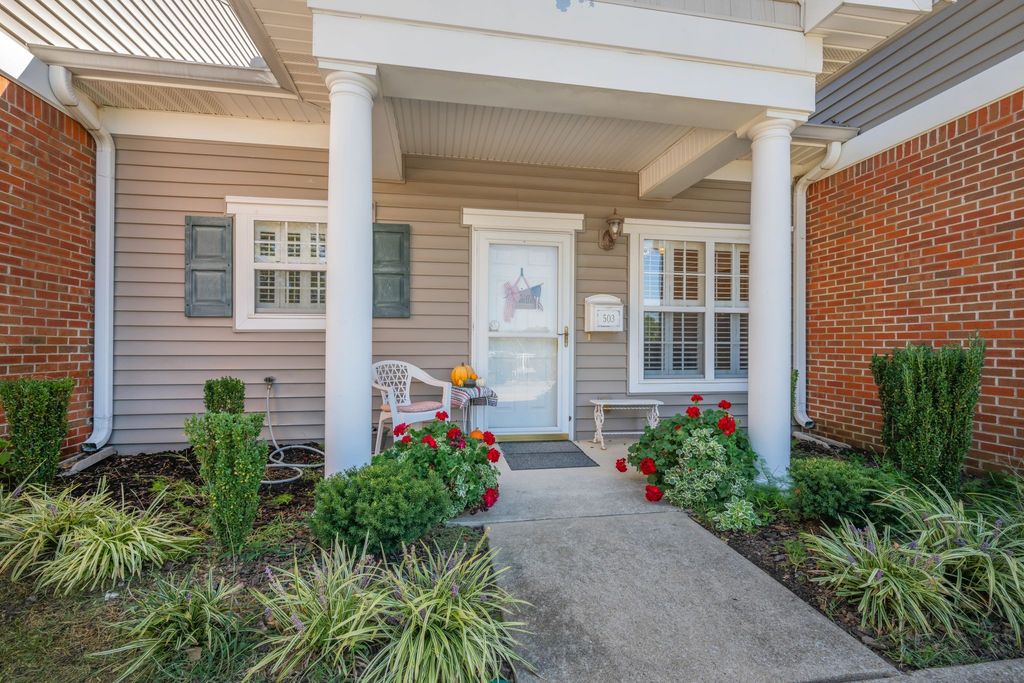 503 Caraway Ct, Dickson, TN 37055