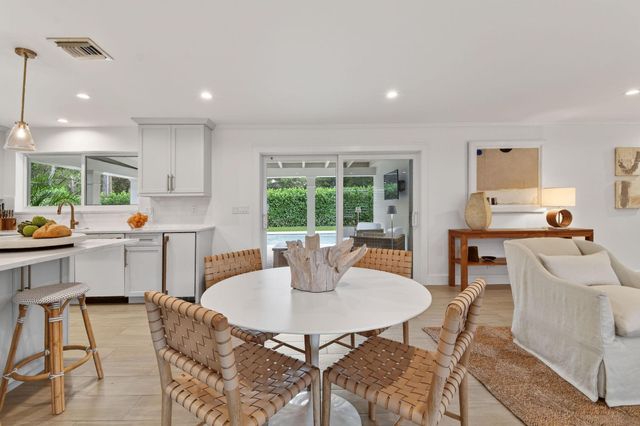 700 Lakeside Circle, North Palm Beach, FL 33408