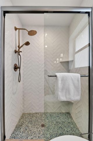 700 Lakeside Circle, North Palm Beach, FL 33408