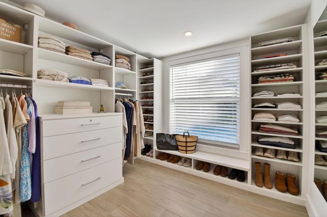 700 Lakeside Circle, North Palm Beach, FL 33408