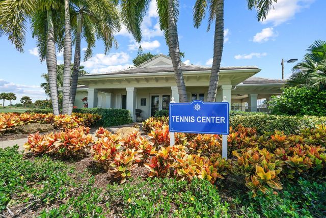 700 Lakeside Circle, North Palm Beach, FL 33408