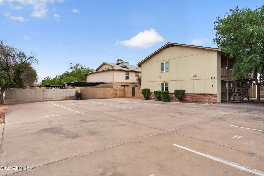 Image 3 of property listing at 834 N CHERRY -- 1, Mesa, AZ 85201