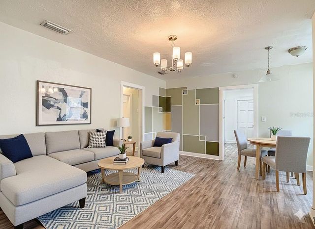 1008 E 24TH AVENUE, Tampa, FL 33605