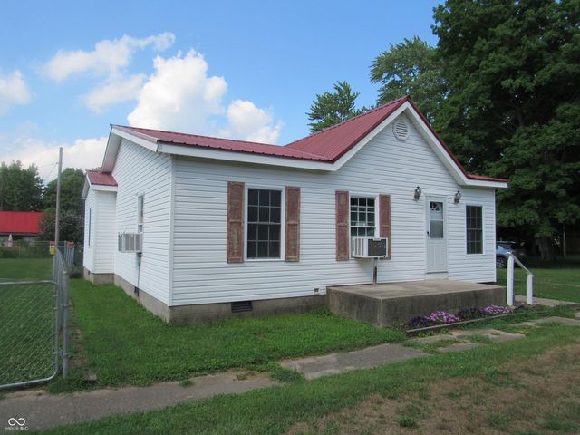 204 E Walnut Street, Waynetown, IN 47990