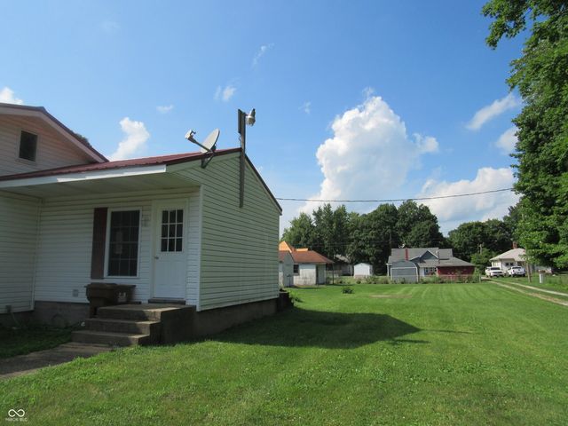 204 E Walnut Street, Waynetown, IN 47990