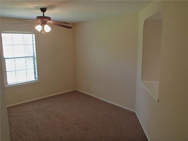 224 Wildwood DR, Georgetown, TX 78633