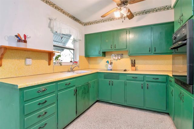 230 MILWAUKEE AVENUE, Dunedin, FL 34698