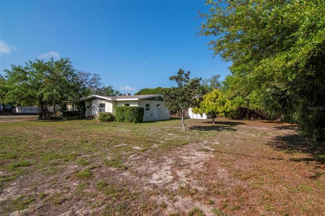 230 MILWAUKEE AVENUE, Dunedin, FL 34698