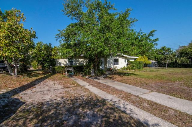 230 MILWAUKEE AVENUE, Dunedin, FL 34698