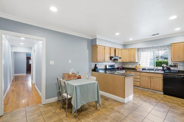 344 Buckeye Street, Redwood City, CA 94063