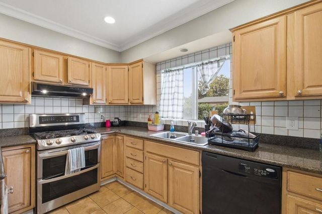 344 Buckeye Street, Redwood City, CA 94063