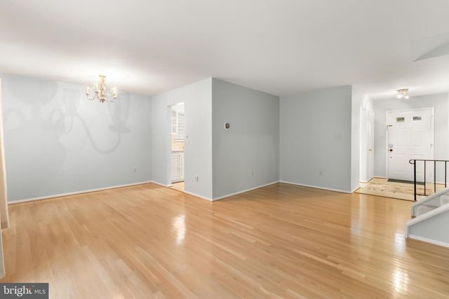 1008 JULIAN PL, Rockville, MD 20852