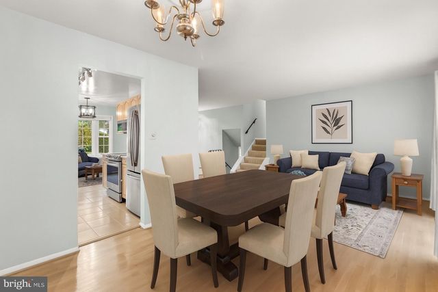 1008 JULIAN PL, Rockville, MD 20852