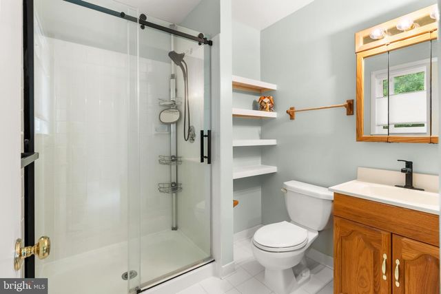 1008 JULIAN PL, Rockville, MD 20852