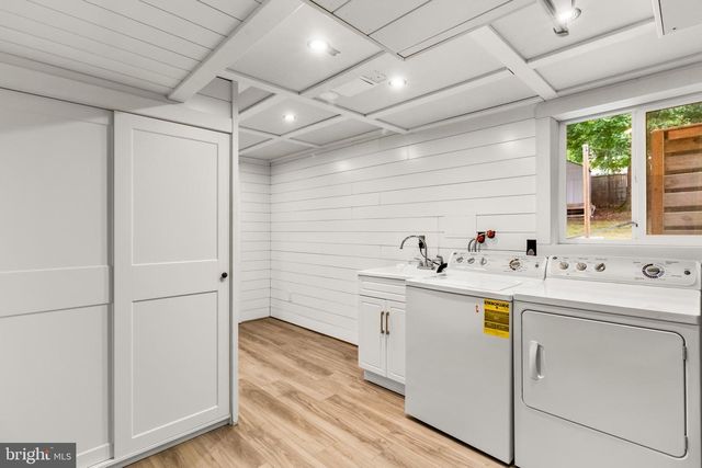 1008 JULIAN PL, Rockville, MD 20852