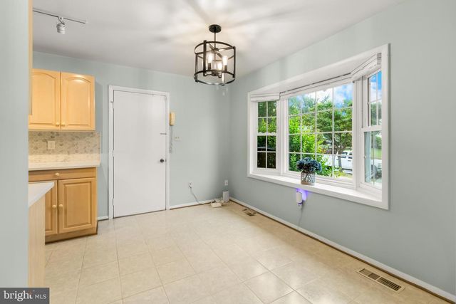 1008 JULIAN PL, Rockville, MD 20852