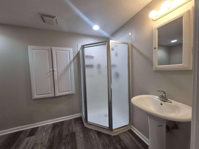 2028 W Michigan STREET, Milwaukee, WI 53233