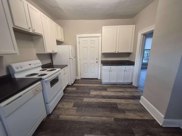 2028 W Michigan STREET, Milwaukee, WI 53233