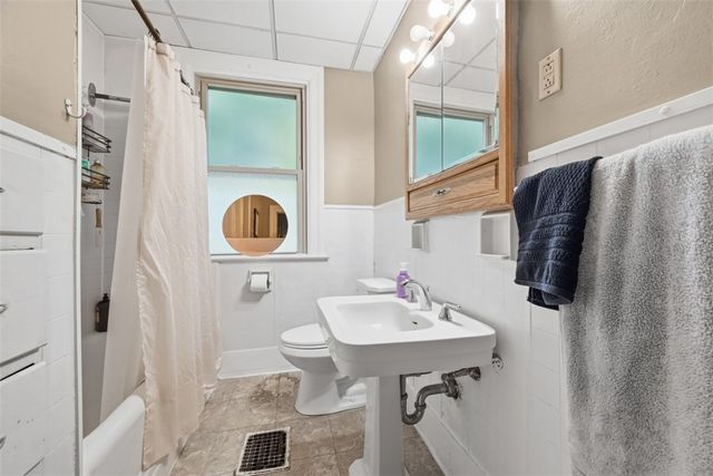410 Todd St, Regent Square, PA 15221