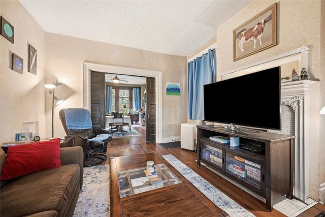 410 Todd St, Regent Square, PA 15221