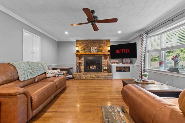 363 Douglas Avenue, Versailles, KY 40383