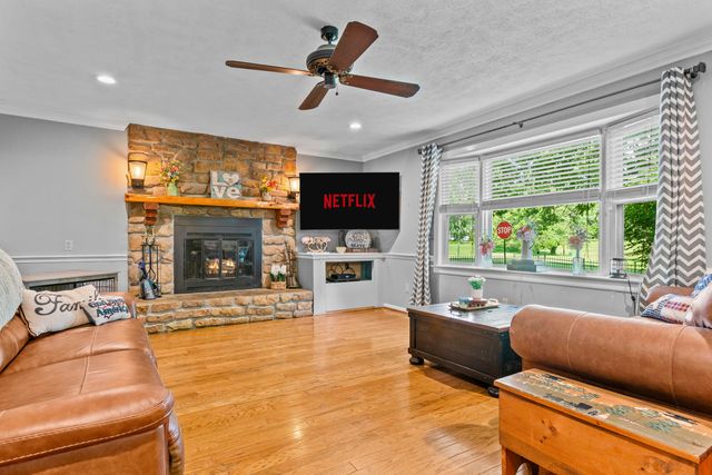 363 Douglas Avenue, Versailles, KY 40383