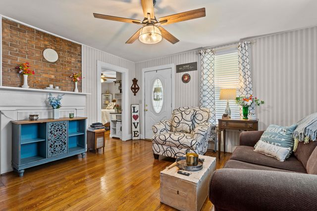 363 Douglas Avenue, Versailles, KY 40383