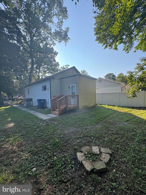 50 BEGONIA ST, Browns Mills, NJ 08015