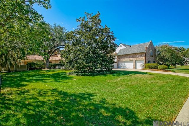 18321 N Mission Hills Ave, Baton Rouge, LA 70810