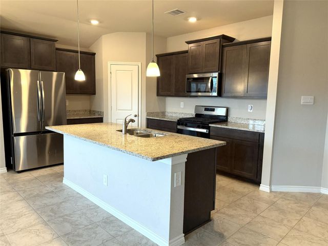 610 Legrand Street, Brenham, TX 77833